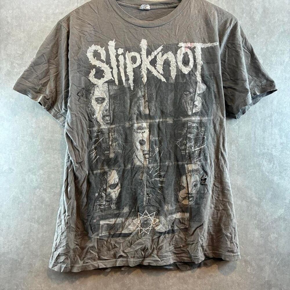 Slipknot Men's Grey and Black T-shirt